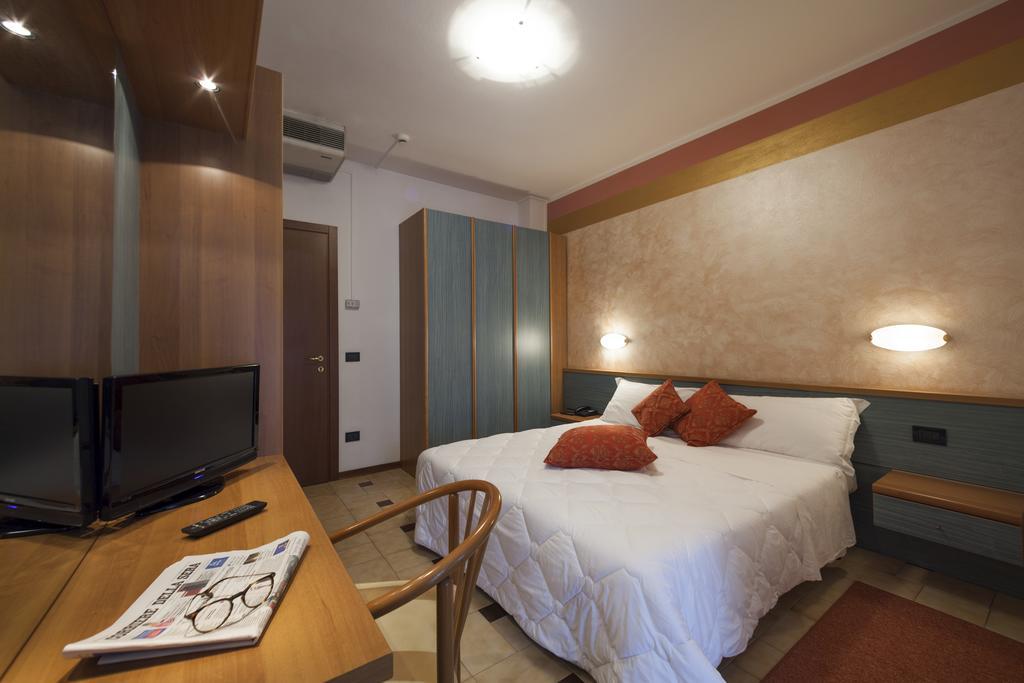 Hotel Dolci Colli Peschiera del Garda Exteriér fotografie